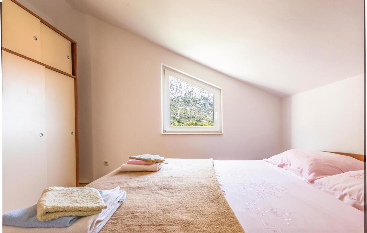 Cozy Apartment In Makarska With Kitchen 外观 照片